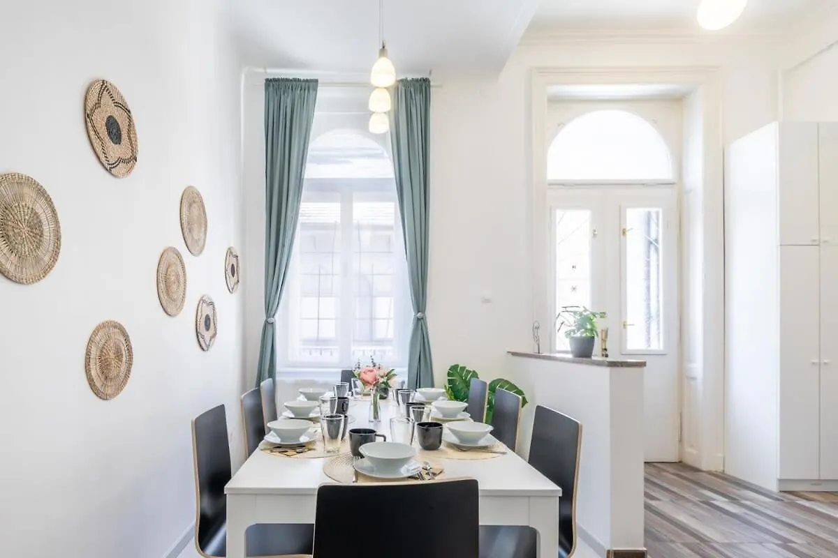 Fresh Cosy Style - Central Location Budapest Apartment