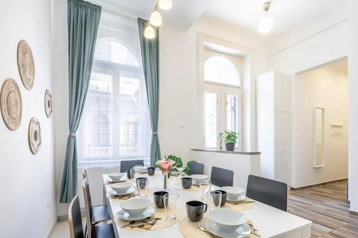 Fresh Cosy Style - Central Location Budapest 0*,  Hungary